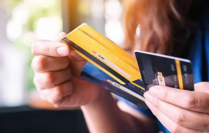How Does a Credit Card Work? A Complete Guide to Understanding Credit Card Basics